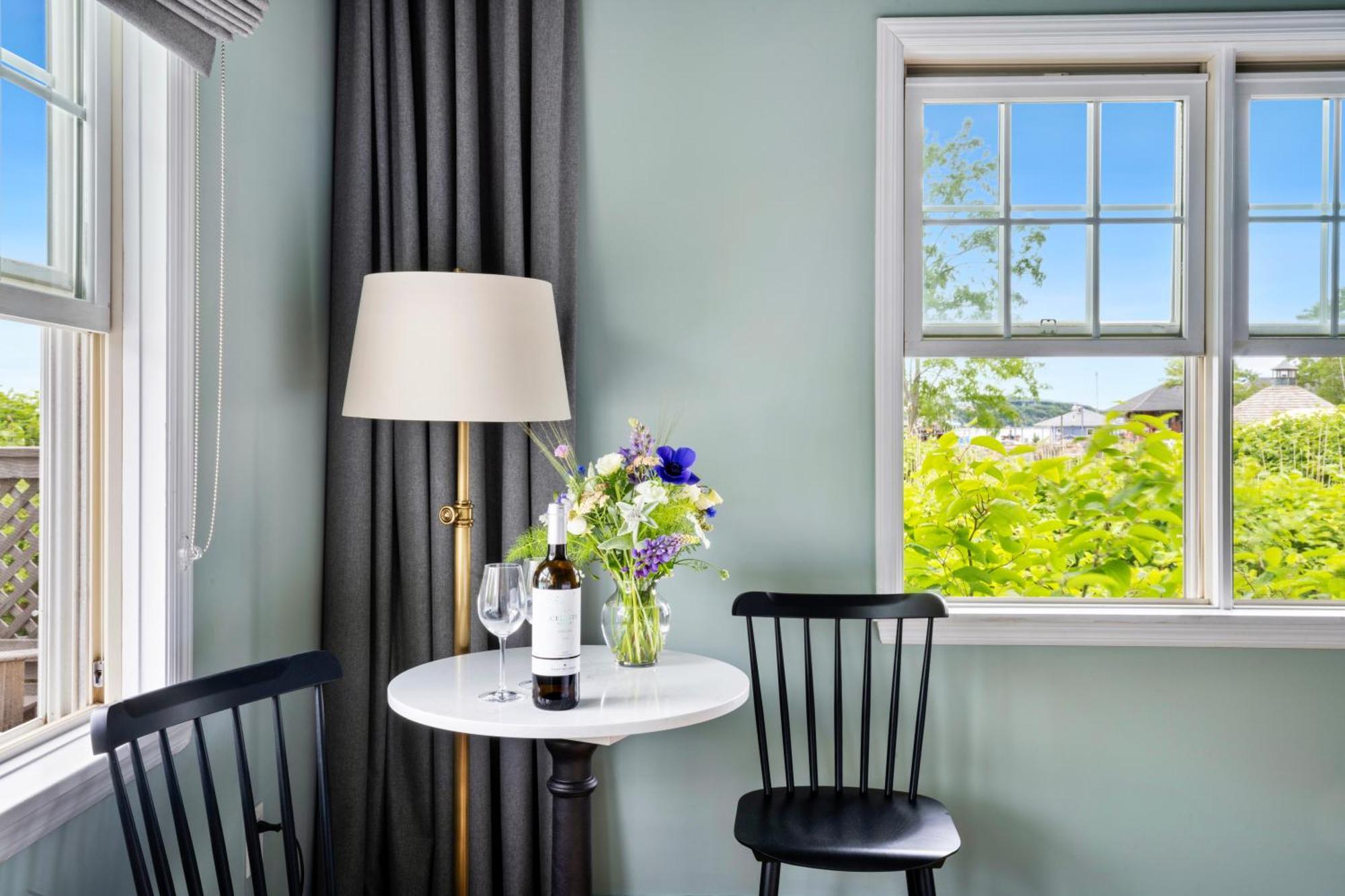 The Harbor Front Inn Greenport Exterior foto